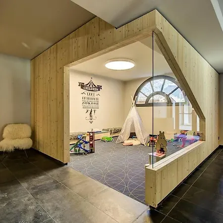 La Belle Cordee Luxury Pool And Wellness Apartman