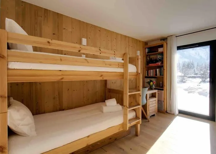 La Belle Cordee Lujo Y Piscina Apartment *