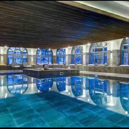 La Belle Cordee Luxury Pool&wellness